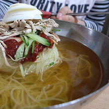 밀면 이미지